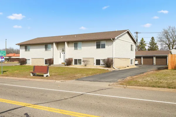 $675,000 | 2269 11th Avenue, North St. Paul, MN 55109