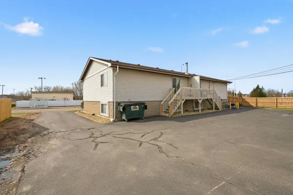 $675,000 | 2269 11th Avenue, North St. Paul, MN 55109