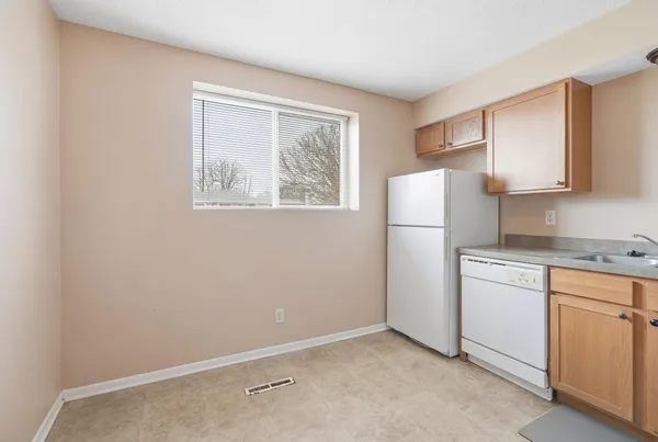 $675,000 | 2269 11th Avenue, North St. Paul, MN 55109