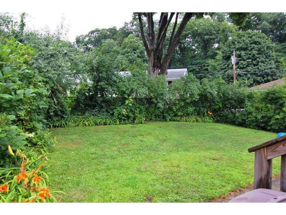 78 Springdale Road Manchester, NH 03103 - Photo 2 of 24 Gallery Image 2