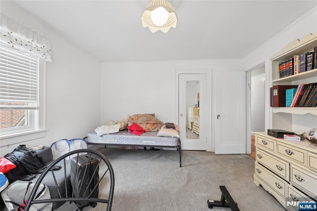 936 Red Road Teaneck, NJ 07666 - Photo 32 of 38