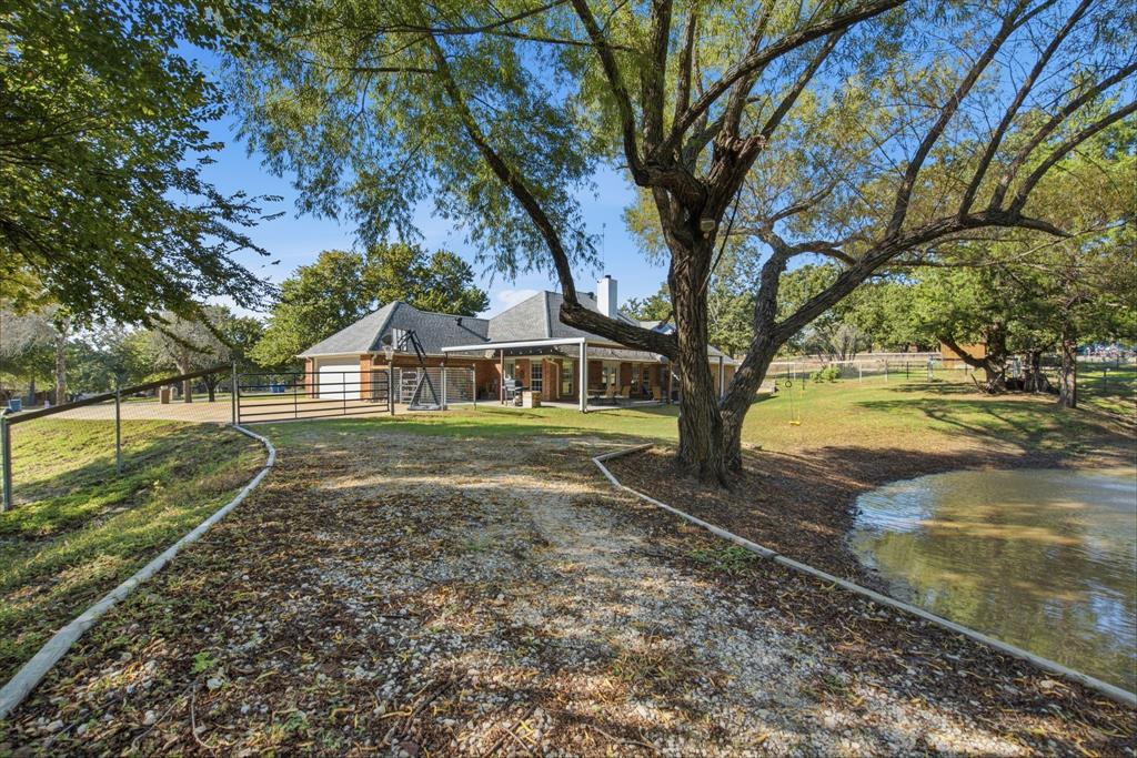 210 Saddle Club Road Weatherford, TX 76088 - Photo 39 of 40 Gallery Image 39