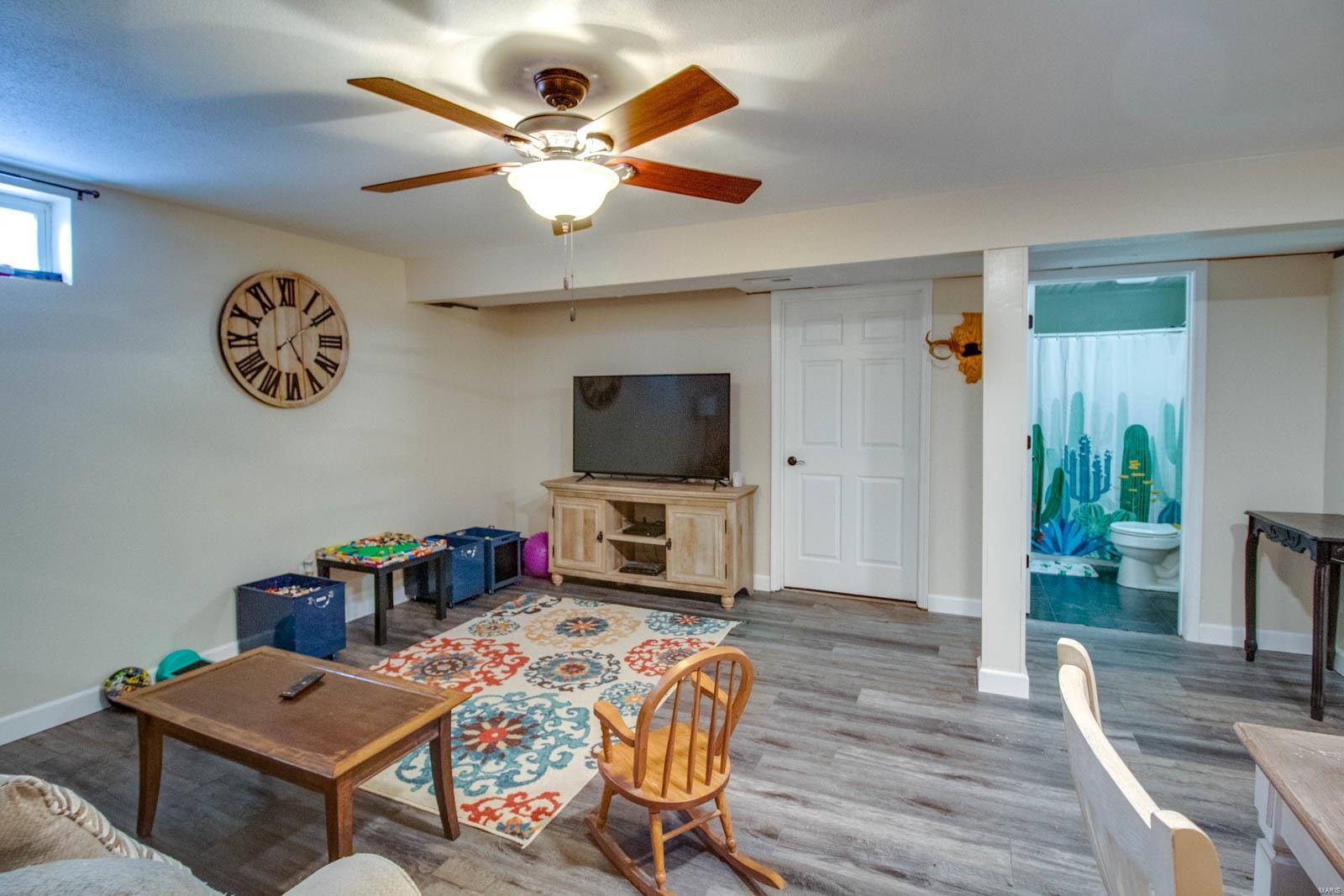 747 Riviera Circle Edwardsville, IL 62025 - Photo 26 of 38 Gallery Image 26