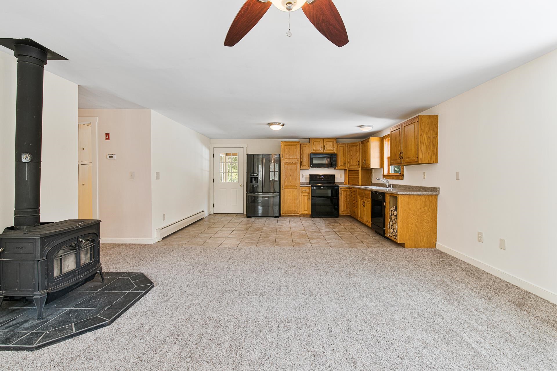 137 Pingree Road New London, NH 03257 - Photo 25 of 39 Gallery Image 25