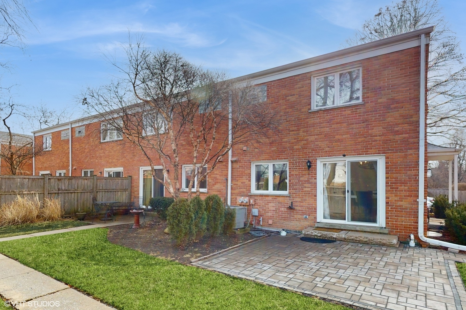 498 Old Surrey Road Hinsdale, IL 60521 - Photo 23 of 30