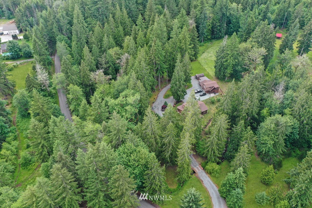 25308 Brooks Road East Orting, WA 98360 - Photo 39 of 40 a aerial view of a house with a yard