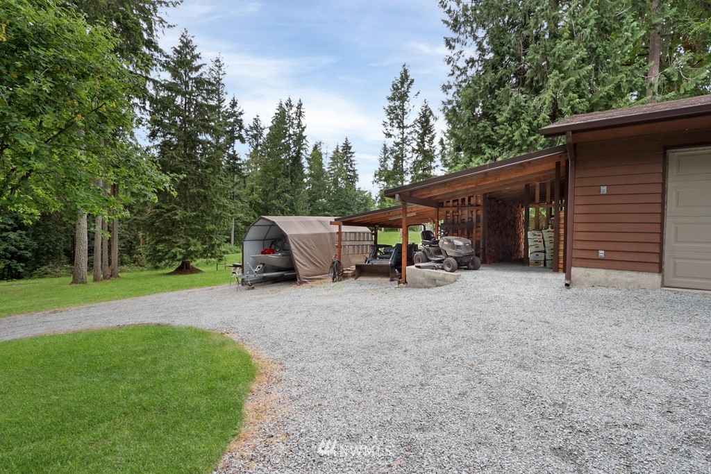 25308 Brooks Road East Orting, WA 98360 - Photo 8 of 40 a view of backyard of house