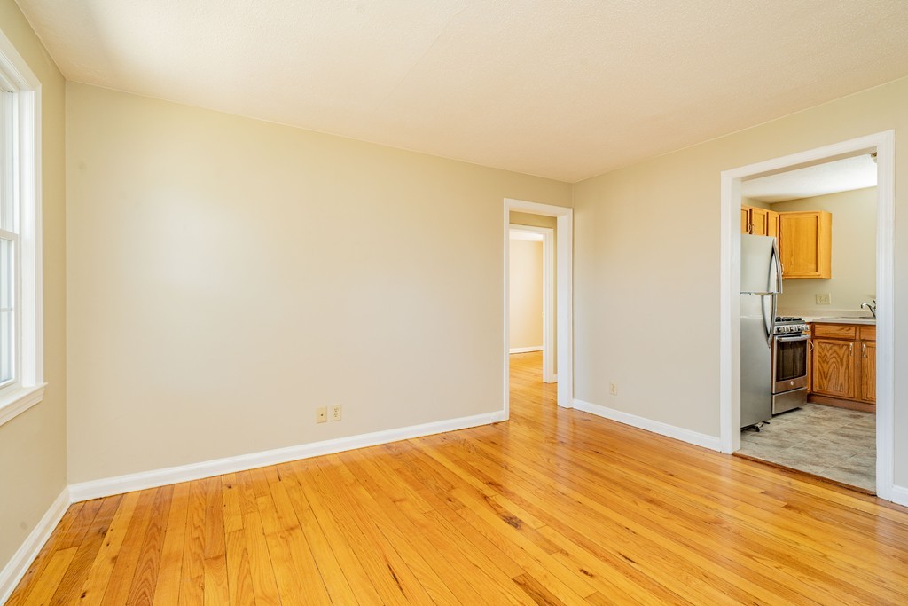 481 Cold Spring Avenue, Unit 3 West Springfield, MA 01089 - Photo 6 of 19 Gallery Image 6