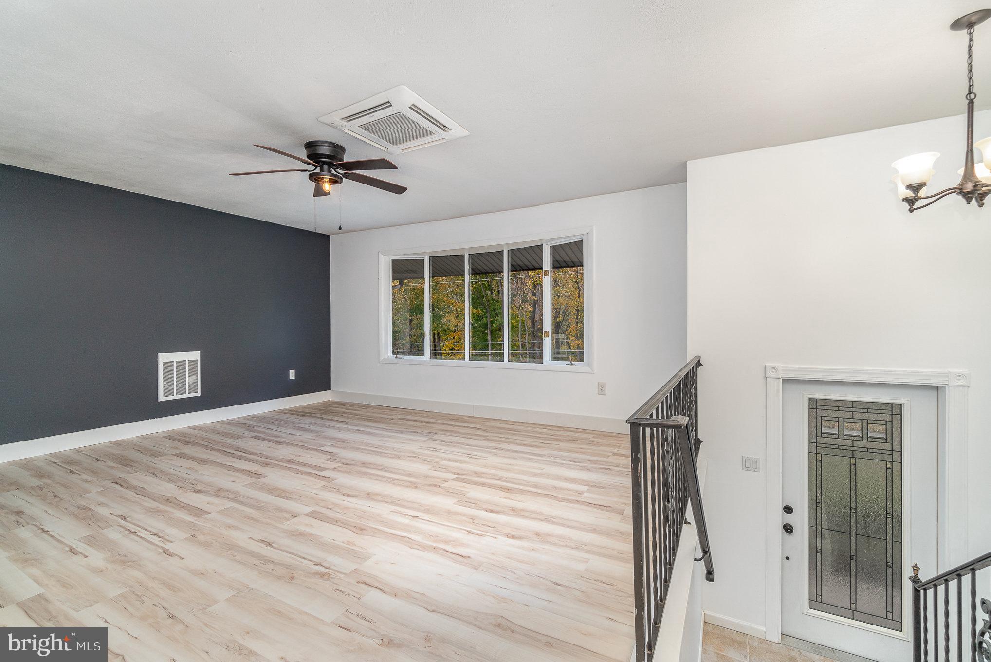 65 Cove Road Duncannon, PA 17020 - Photo 4 of 27 Gallery Image 4