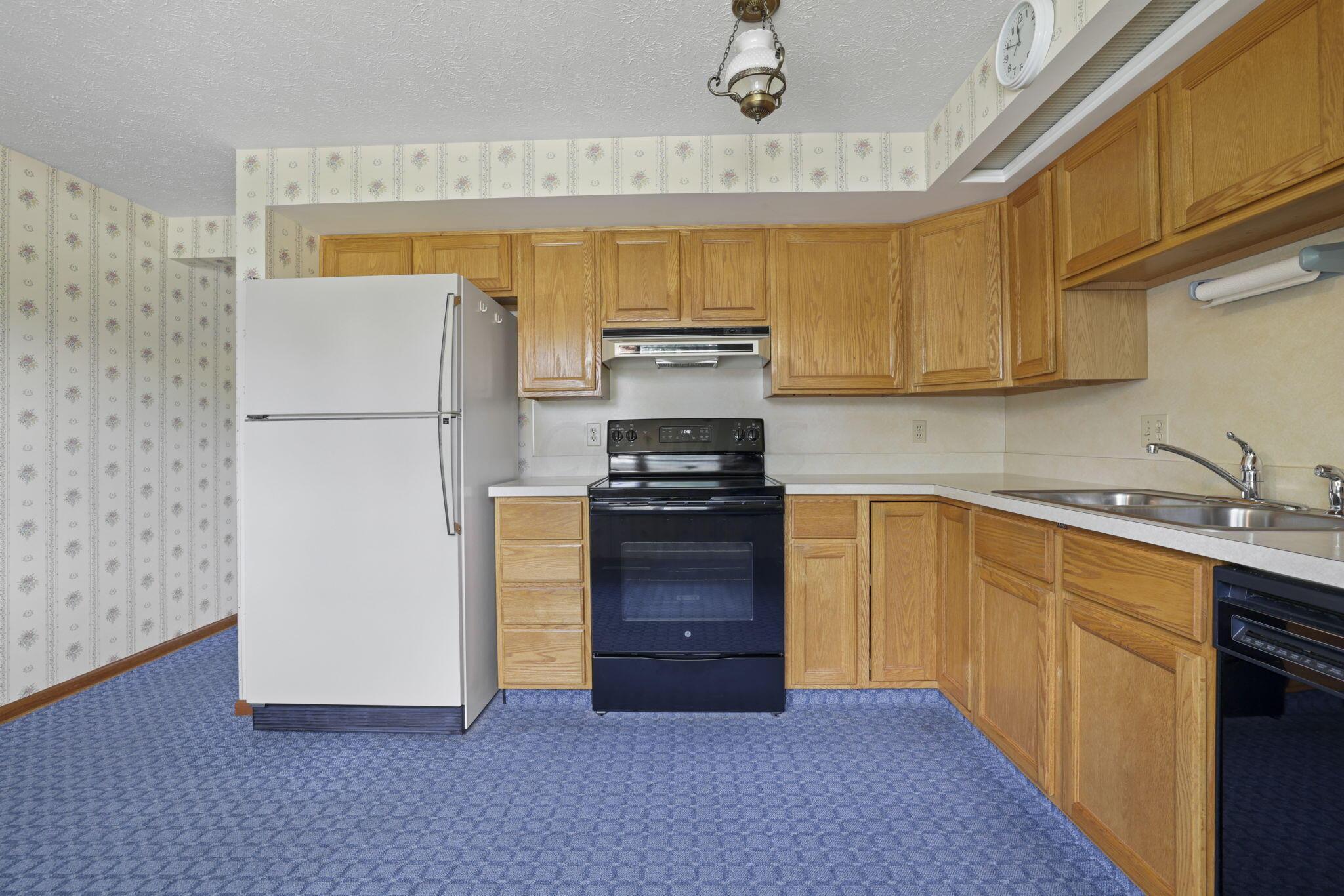 2635 Brownfield Road Columbus, OH 43232 - Photo 18 of 41 22-web-or-mls-GR7A2229