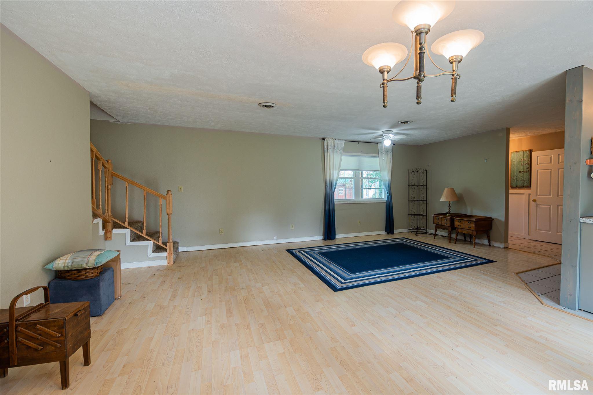 959 Latrobe Road West Frankfort, IL 62896 - Photo 10 of 24 Gallery Image 10