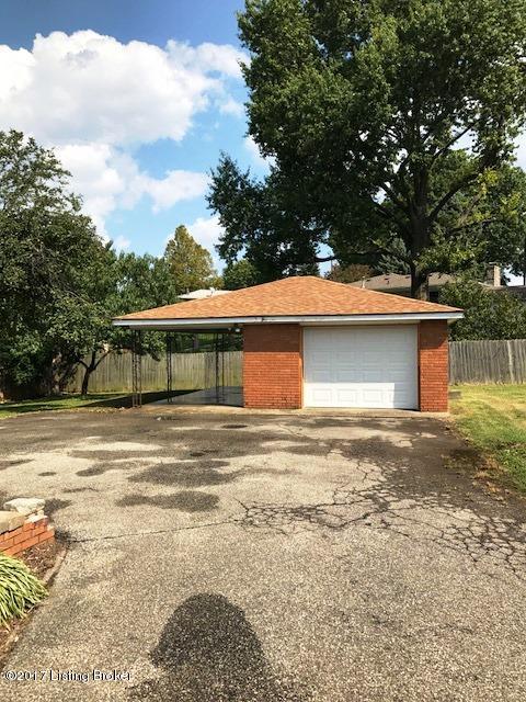 1 Car Garage with Covered Patio