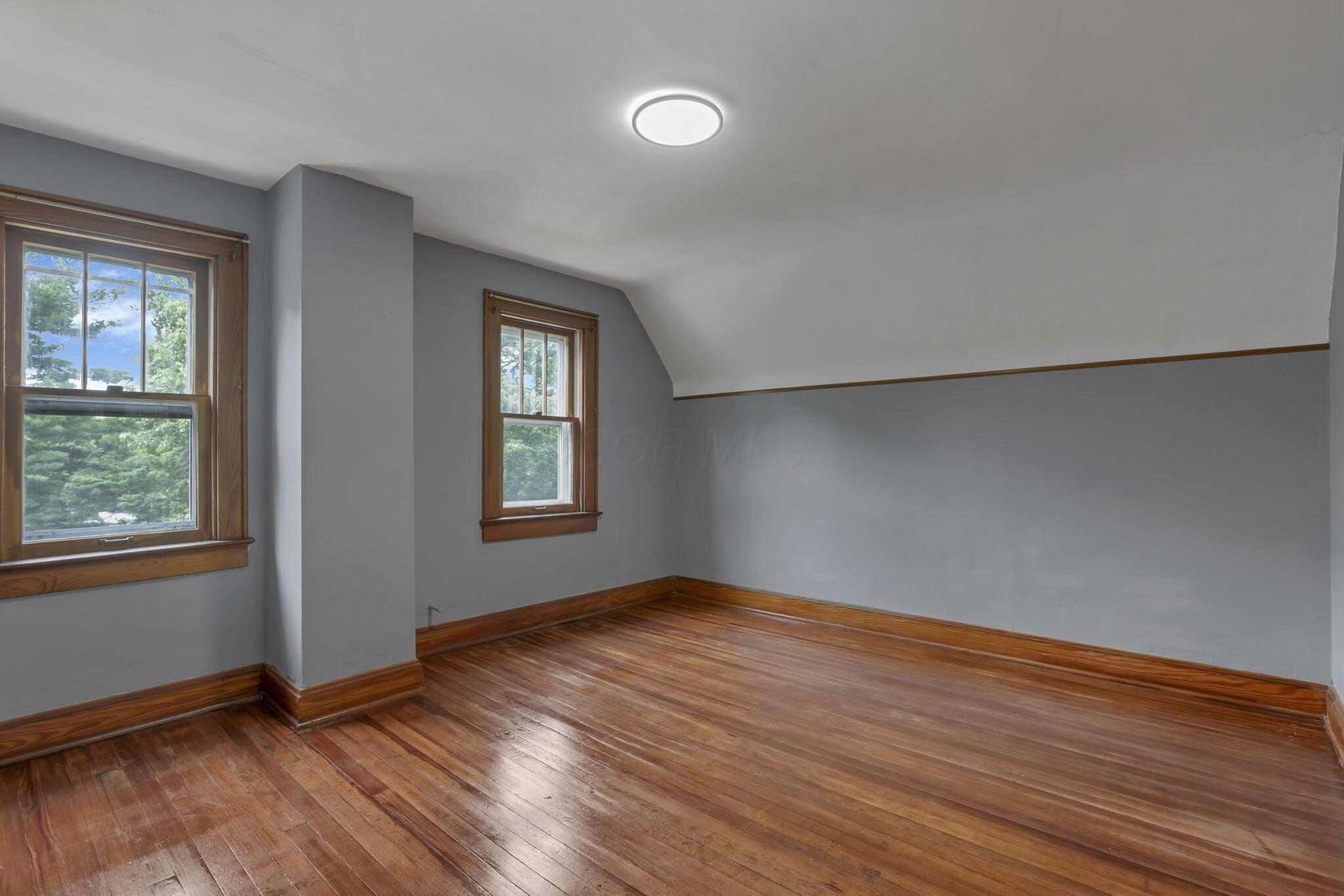 79 Westwood Road Columbus, OH 43214 - Photo 29 of 38 26-web-or-mls-4E7A8115