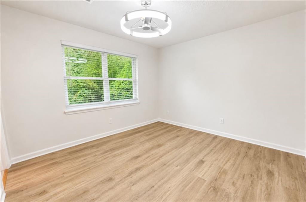 1765 Highpoint Road Snellville, GA 30078 - Photo 17 of 21 Gallery Image 17