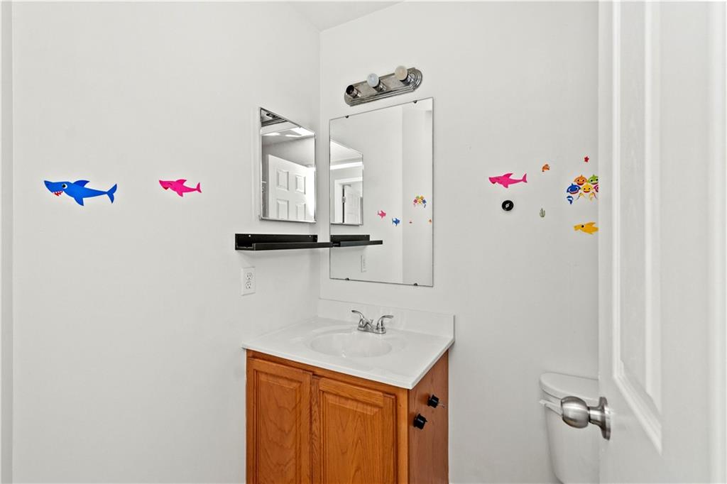 144 Lockheed Drive Coraopolis, PA 15108 - Photo 19 of 23 Gallery Image 19