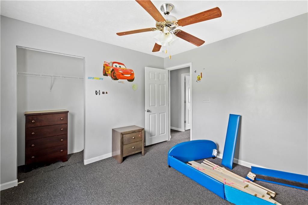 144 Lockheed Drive Coraopolis, PA 15108 - Photo 20 of 23 Gallery Image 20