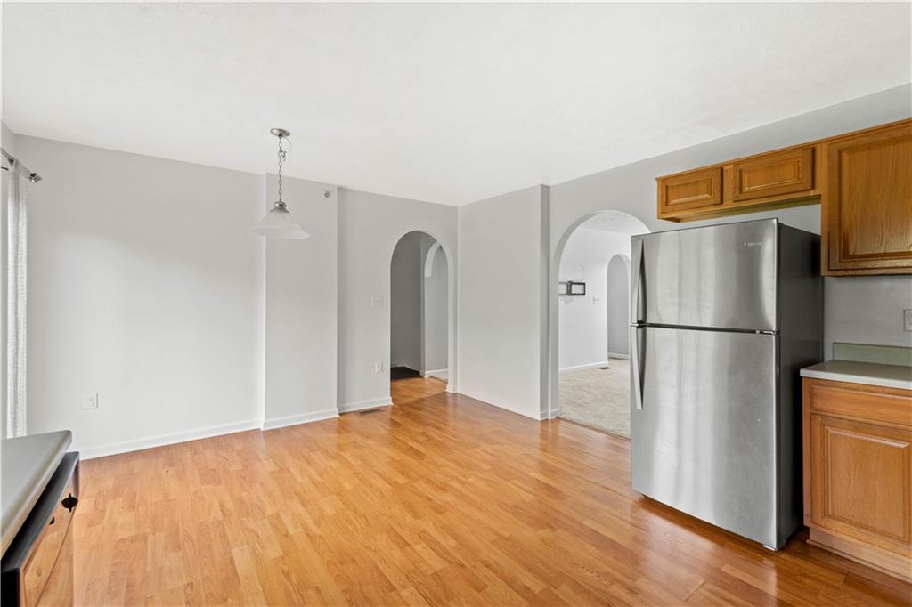 144 Lockheed Drive Coraopolis, PA 15108 - Photo 3 of 23 Gallery Image 3
