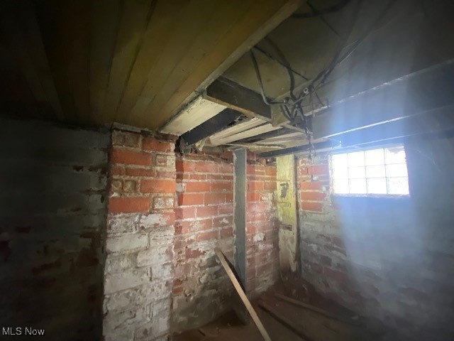 1843 Reyburn Road Cleveland, OH 44112 - Photo 30 of 39 View of basement