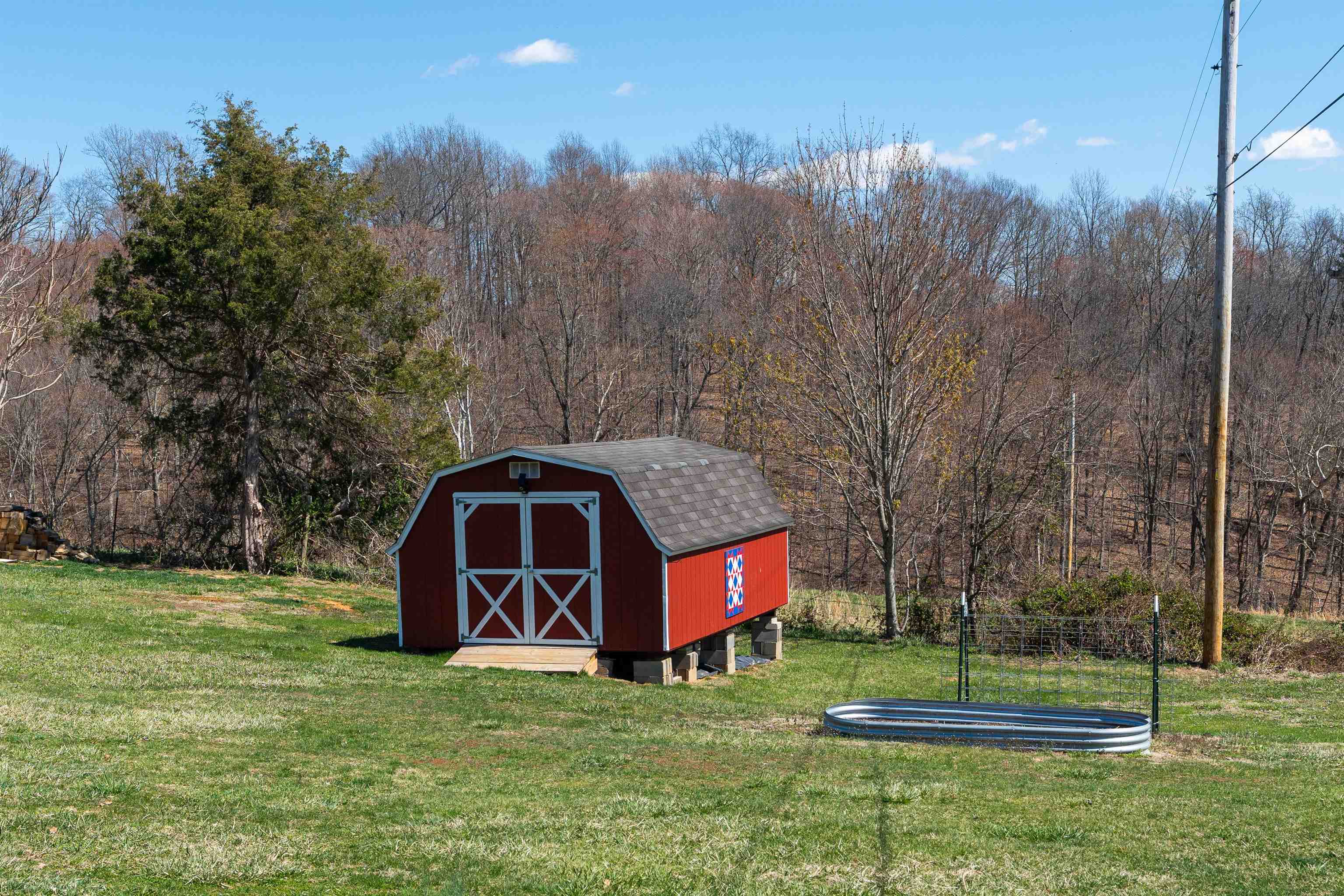 899 Timber Ridge Road Fairfield, VA 24435 - Photo 23 of 65 Outbuilding