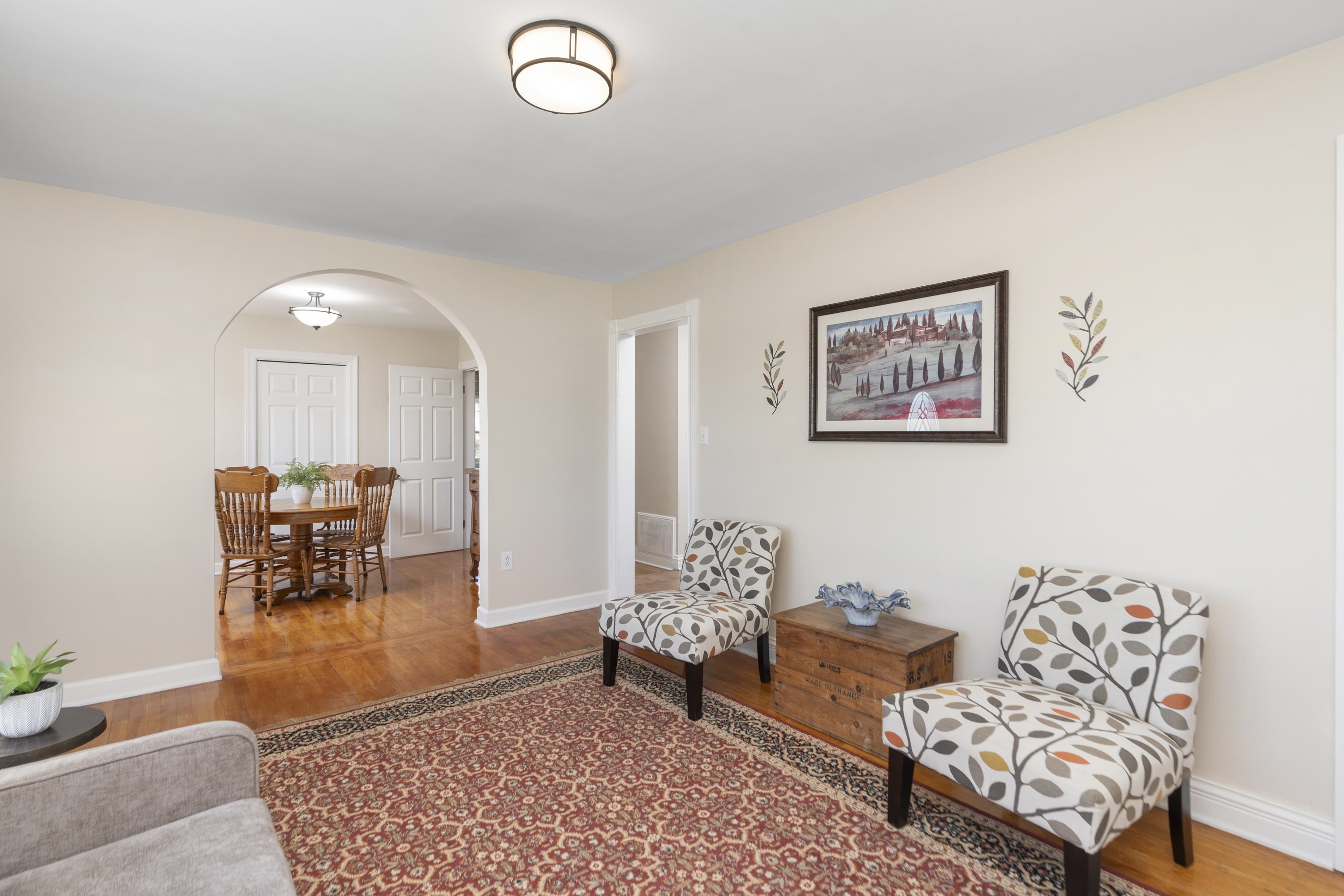 899 Timber Ridge Road Fairfield, VA 24435 - Photo 34 of 65 a living room with furniture and a rug