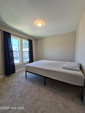 $1,450 | 187 Loren Road, Hubert, NC 28539