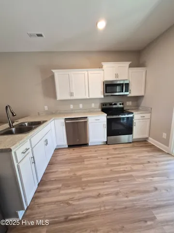 $1,450 | 187 Loren Road, Hubert, NC 28539