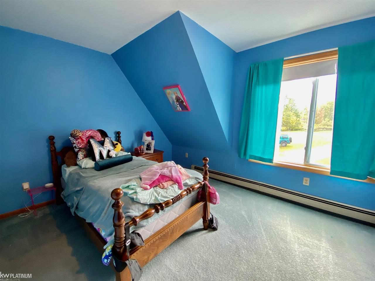 1422 Stein Road St. Clair, MI 48079 - Photo 20 of 33 50025045-19.JPG