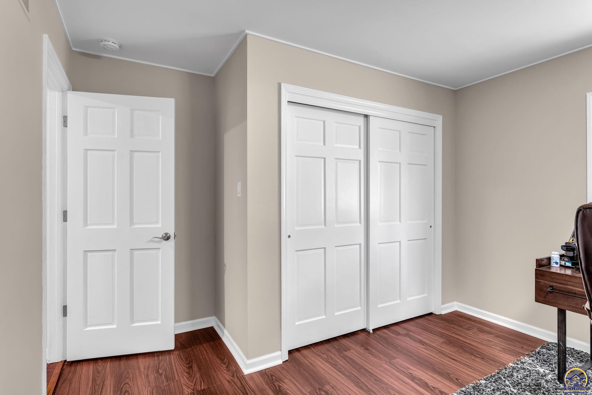 3725 Southwest Kings Forest Road Topeka, KS 66610 - Photo 37 of 52