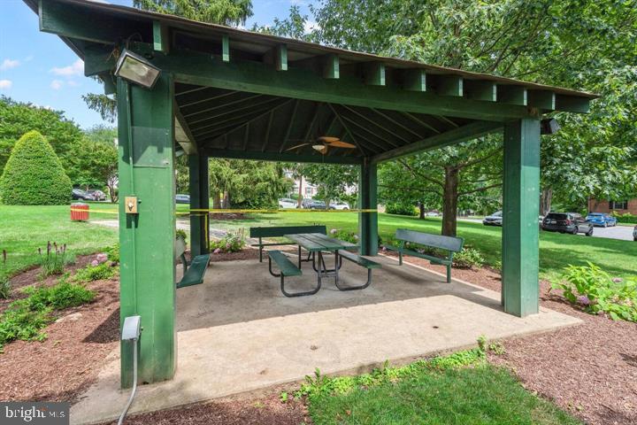 2202 Washington Avenue, Unit 302 Silver Spring, MD 20910 - Photo 24 of 25