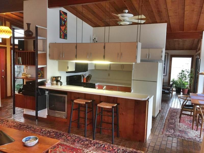 3048 Crescent Beach Road Manistee, MI 49660 - Photo 14 of 33 1810037-13.JPG