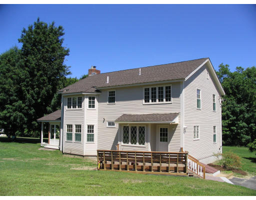 11 Crane Road Littleton, MA 01460 - Photo 2 of 5