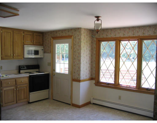 11 Crane Road Littleton, MA 01460 - Photo 4 of 5