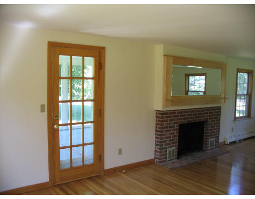 11 Crane Road Littleton, MA 01460 - Photo 5 of 5