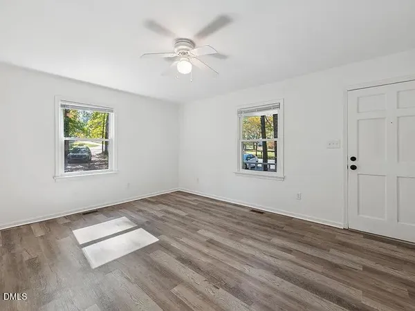 $1,450 | 305 South 13th Street, Lillington, NC 27546