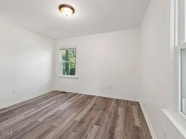 $1,450 | 305 South 13th Street, Lillington, NC 27546