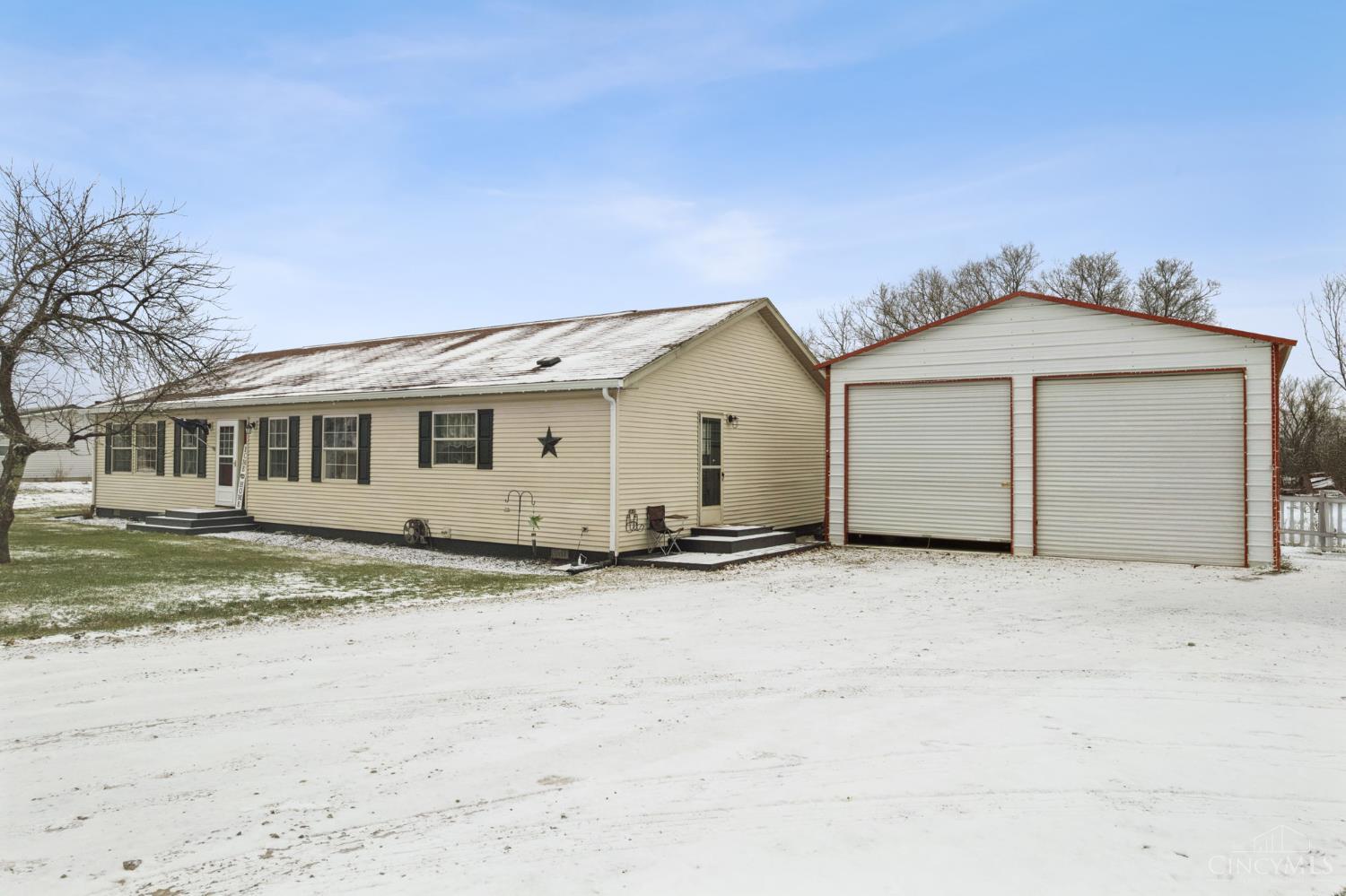 5635 Thomas Road Georgetown, OH 45121 - Photo 3 of 31