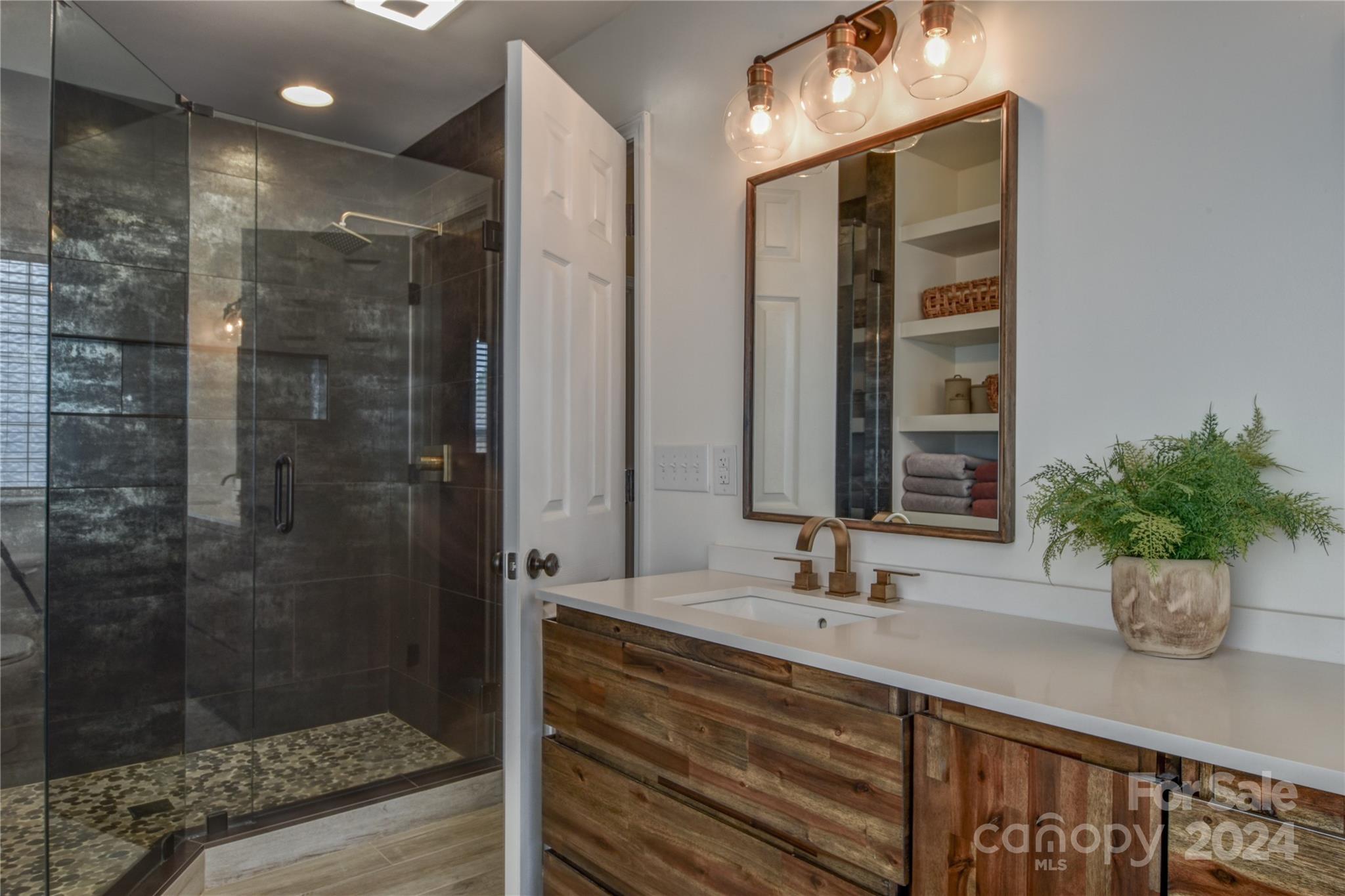 8221 Graham Road Denver, NC 28037 - Photo 22 of 34 Gallery Image 22