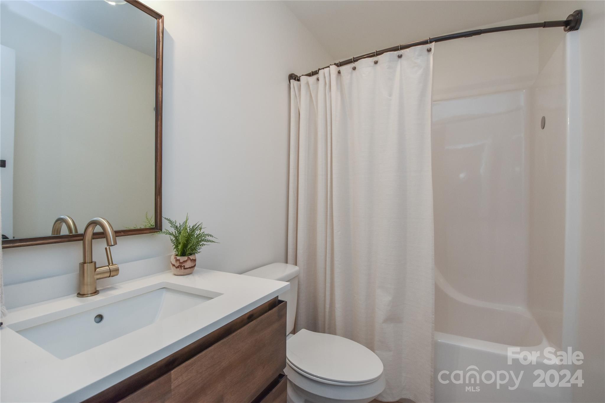 8221 Graham Road Denver, NC 28037 - Photo 28 of 34 Gallery Image 28