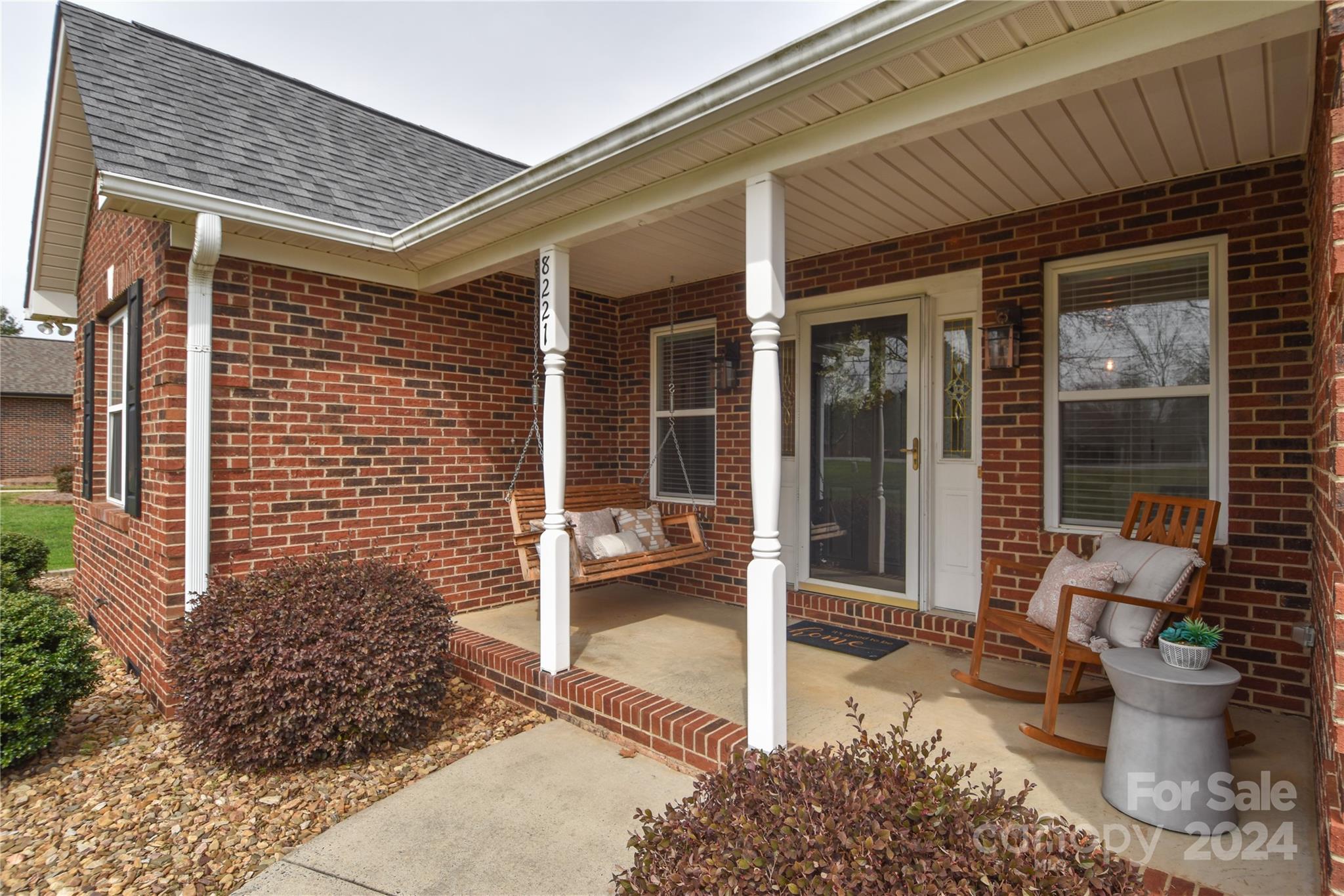 8221 Graham Road Denver, NC 28037 - Photo 3 of 34 Gallery Image 3