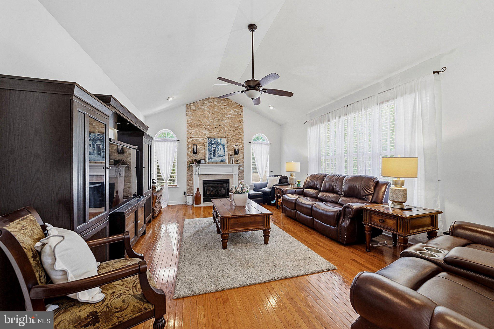 683 South Blue Bell Road Vineland, NJ 08360 - Photo 8 of 38 Spacious living room with elegant charm.