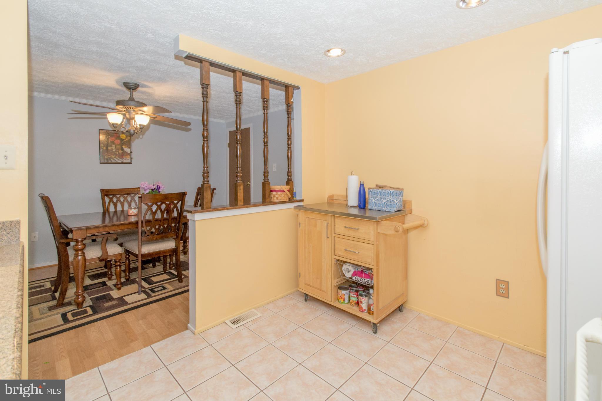 4825 Hawksbury Road Baltimore, MD 21208 - Photo 9 of 29 a utility room with dryer and washer