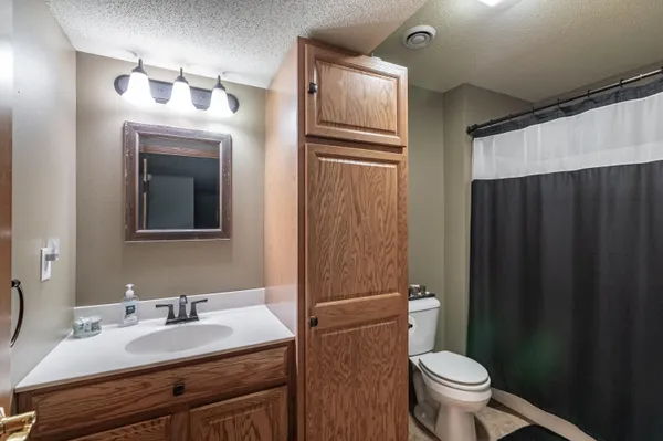 $364,900 | 1319 Harvest Circle, Holmen, WI 54636