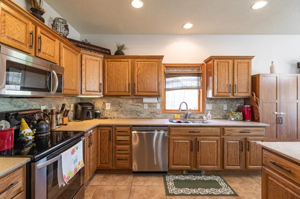 $364,900 | 1319 Harvest Circle, Holmen, WI 54636