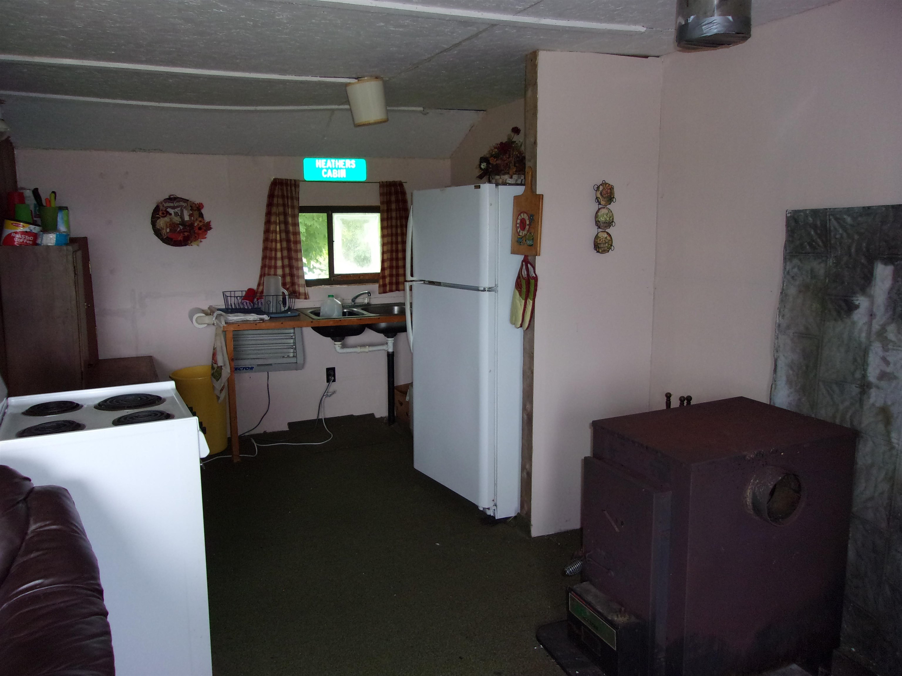 147 Cleveland Farm Road Coventry, VT 05860 - Photo 3 of 13 Gallery Image 3