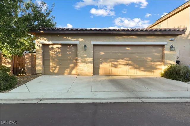 $646,000 | 3221 Mist Effect Avenue, Henderson, NV 89044