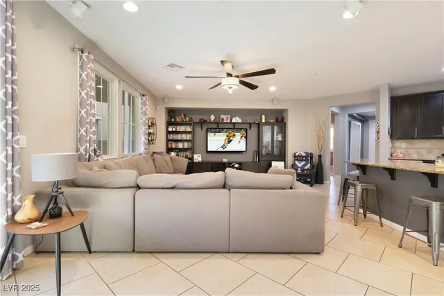 $646,000 | 3221 Mist Effect Avenue, Henderson, NV 89044