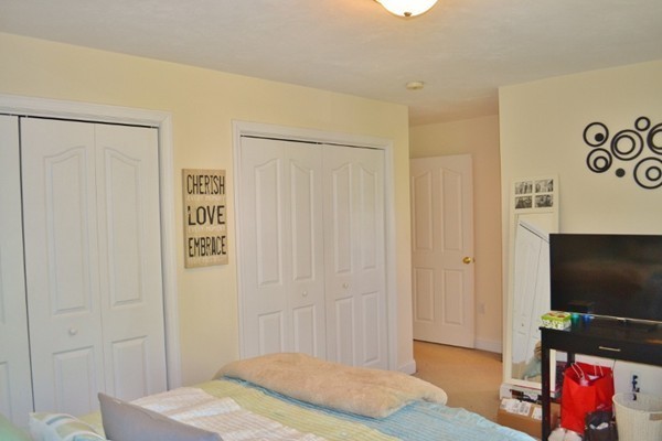 51 Gibbs Street Worcester, MA 01607 - Photo 13 of 24 Gallery Image 13