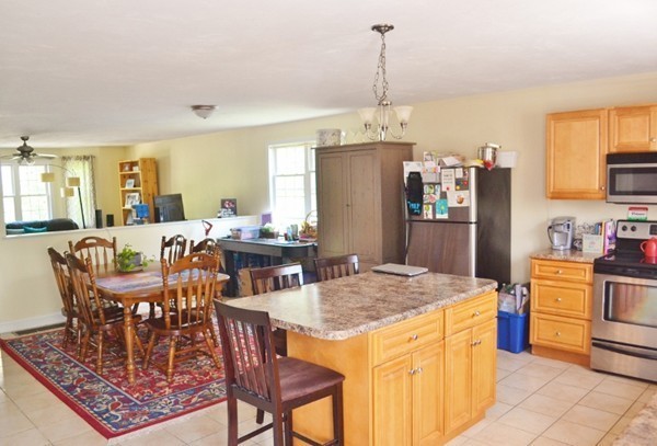 51 Gibbs Street Worcester, MA 01607 - Photo 5 of 24 Gallery Image 5