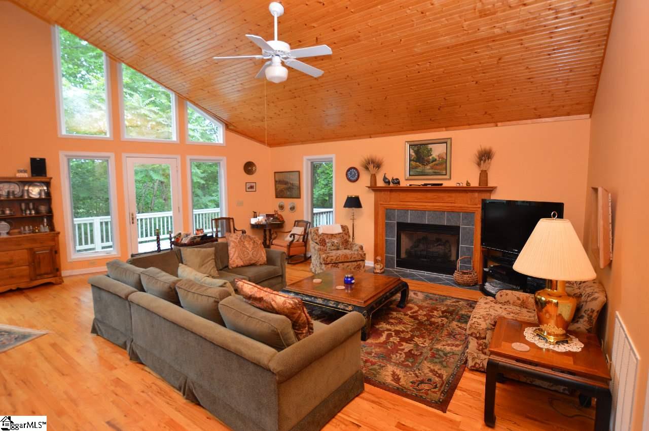 315 Club Road Tryon, NC 28782 - Photo 3 of 21