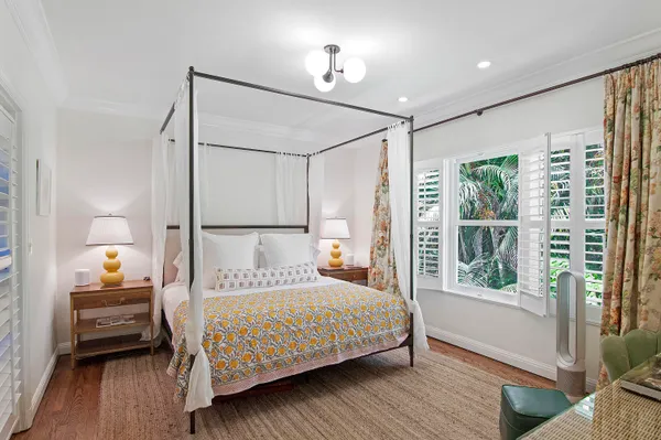$24,000 | 311 Cocoanut Row, Unit 2010, Palm Beach, FL 33480